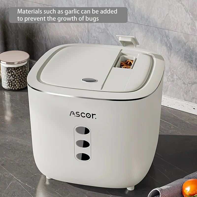 Large Capacity Airtight M Bucket，Pet Food Storage Container for Cats and Dogs，Can Also Hold Rice、Grain、Wheat flour, etc，Classic