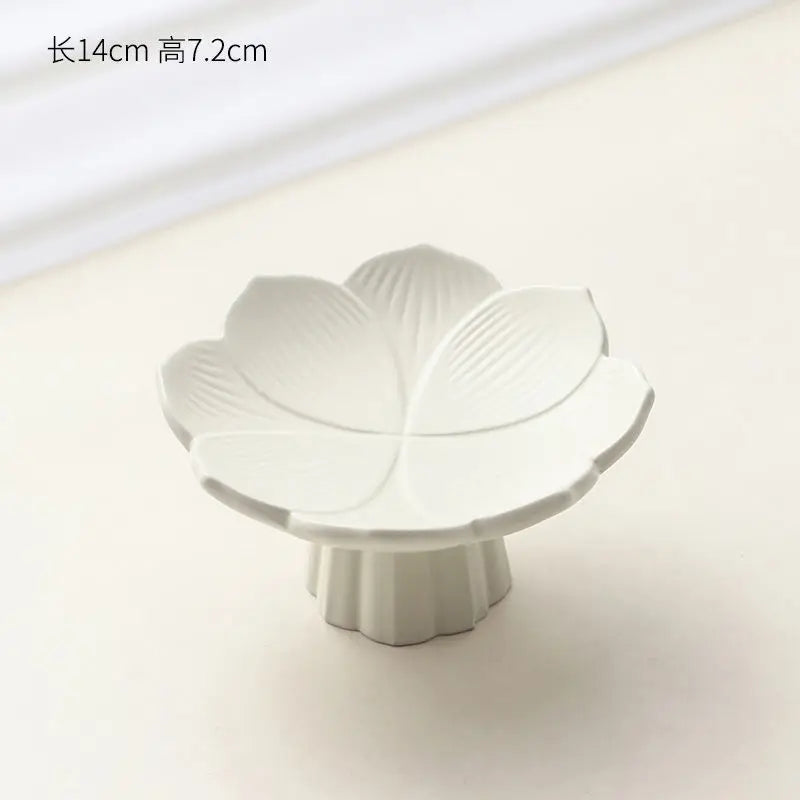 Cute Cartoon Animal Series Ceramic Cat Bowl Tall Food Bowl Neck Guard for Cats to Drink Water to Prevent Dogs from Overturning